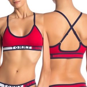 Tommy Hilfiger Scoop Neck Seamless Bralette